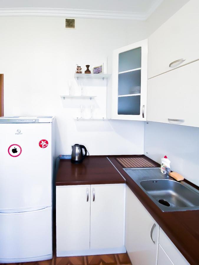Rent Kiev Apartment 2 Min Metro Chernihivska エクステリア 写真