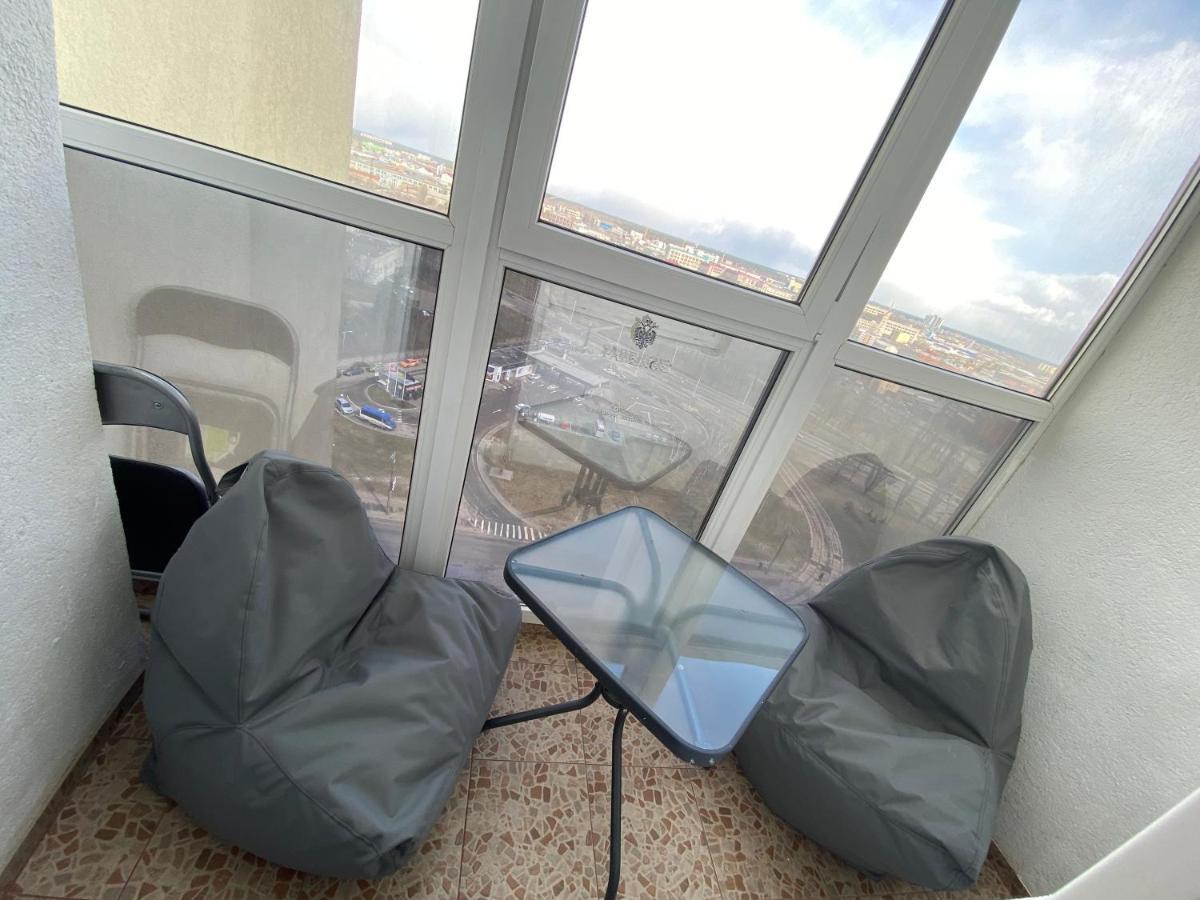Rent Kiev Apartment 2 Min Metro Chernihivska エクステリア 写真